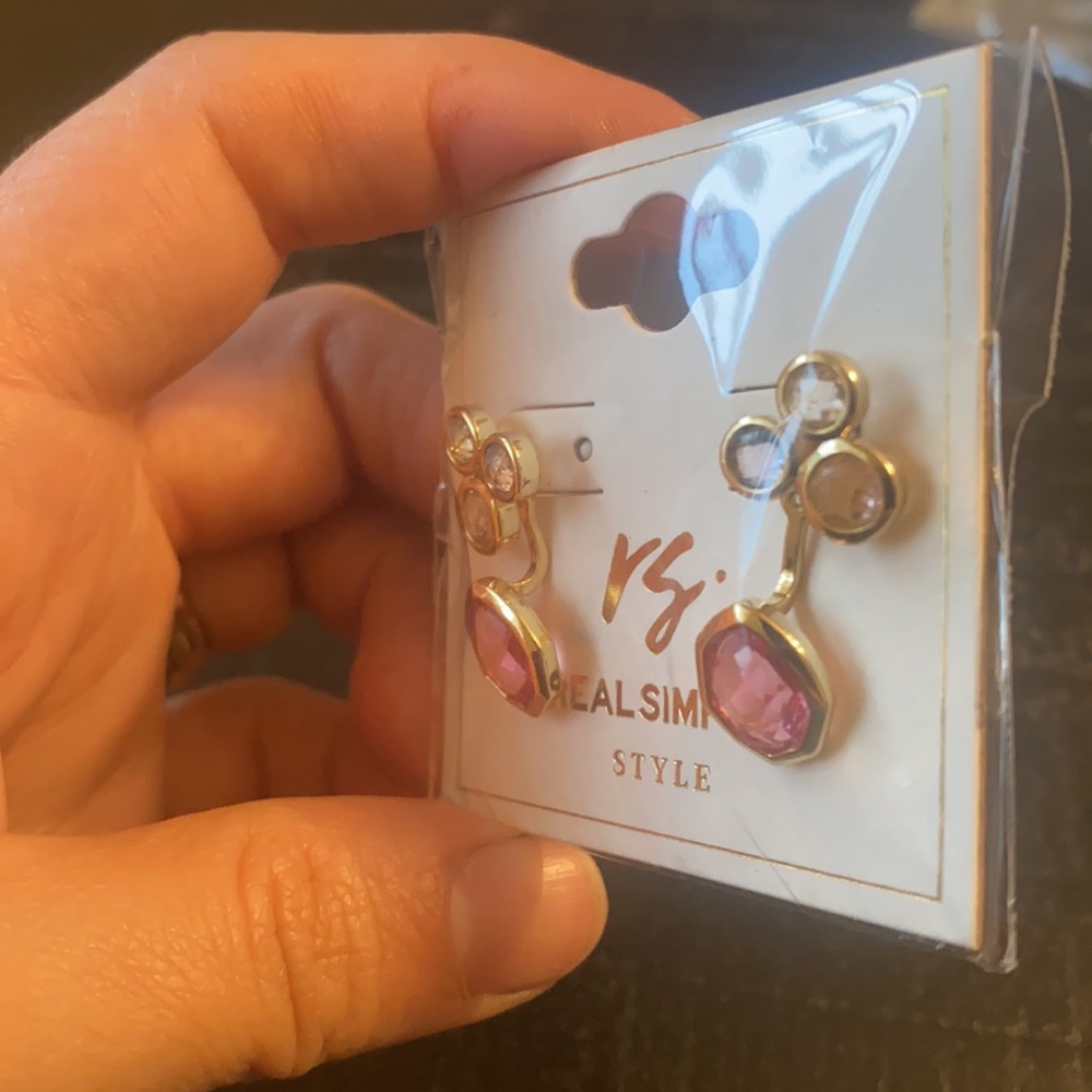 Earnings - Picture 4 of 5